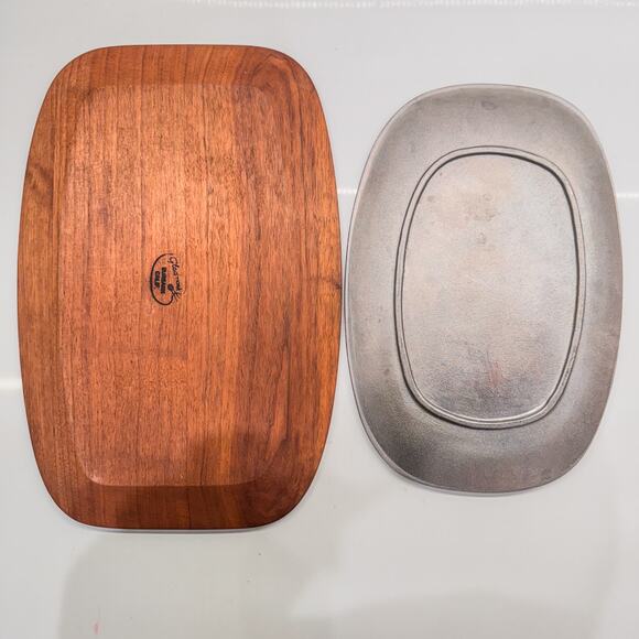 Set of 4-1960s MCM Gladmark of Burbank CA-Sizzler Plate Sets-Teak and Aluminum - Picture 4 of 9